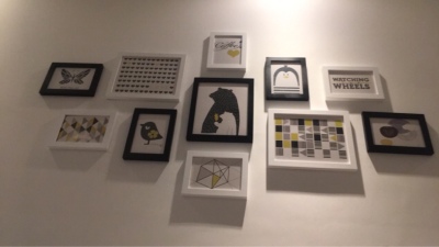 ชุดกรอบรูปติดผนัง Black&White11 (Bear&Bird) กรอบรูปไม้สีขาวดำ11 ชิ้น พร้อมภาพตามแบบและวัสดุติดตั้ง