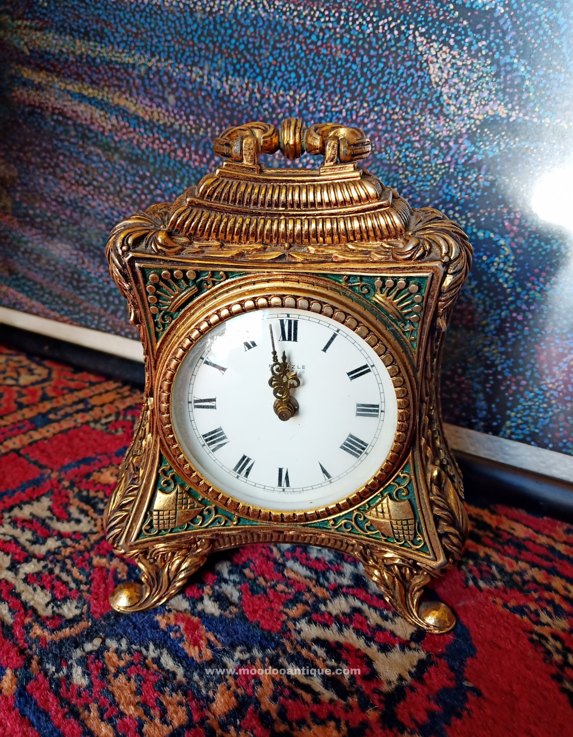 นาฬิกาตั้งโต๊ะโบราณจากเยอรมัน