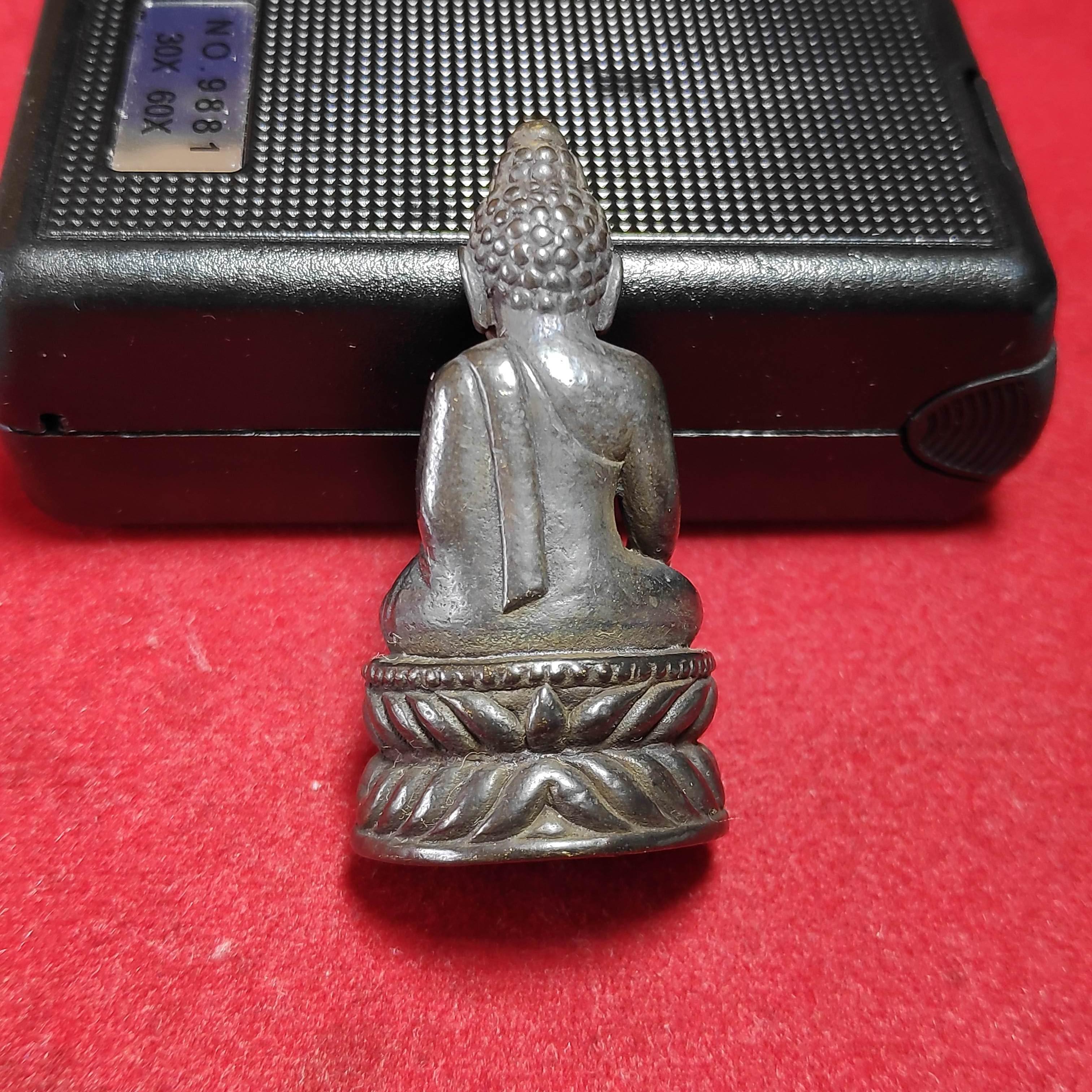 พระกริ่งบัวค่ำบัวหงาย