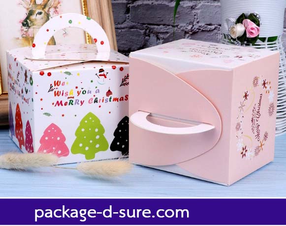 โปรโมชั่น//กล่องจัตุรัส หูหิ้ว ทรงสูง 9.5x9.5+8 สีขาว ลายต้นคริสต์มาส
