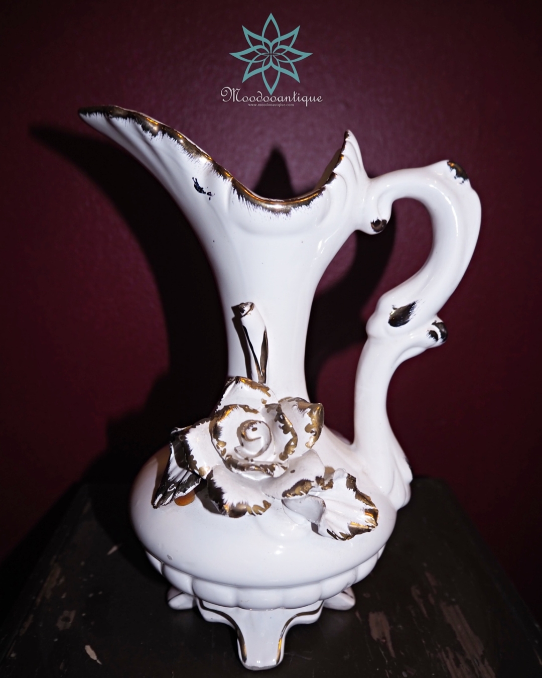 แจกันคู่เซรามิกลายกุหลาบนูนขอบทอง