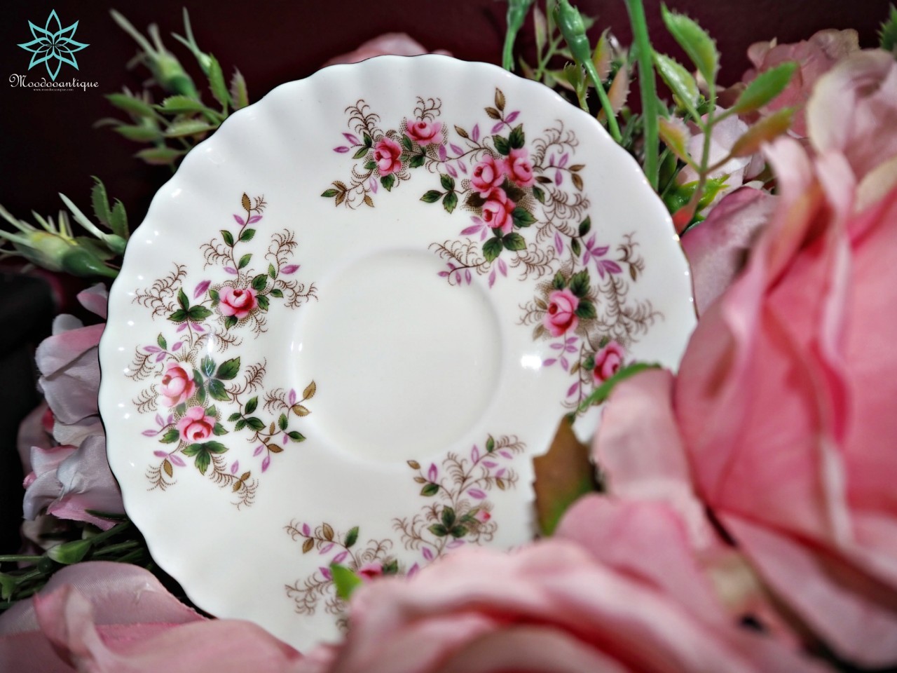 Royal Albert Bone China England Lavender Rose (ลายนี้เลิกผลิตแล้ว)