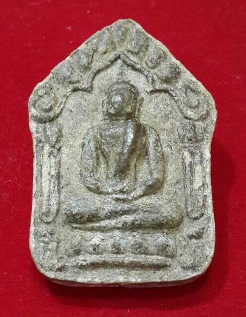 พระขุนแผนพรายกุมารหลวงปู่ทิมวัดละหารไร่หลังฝังพระเก๋งจีน