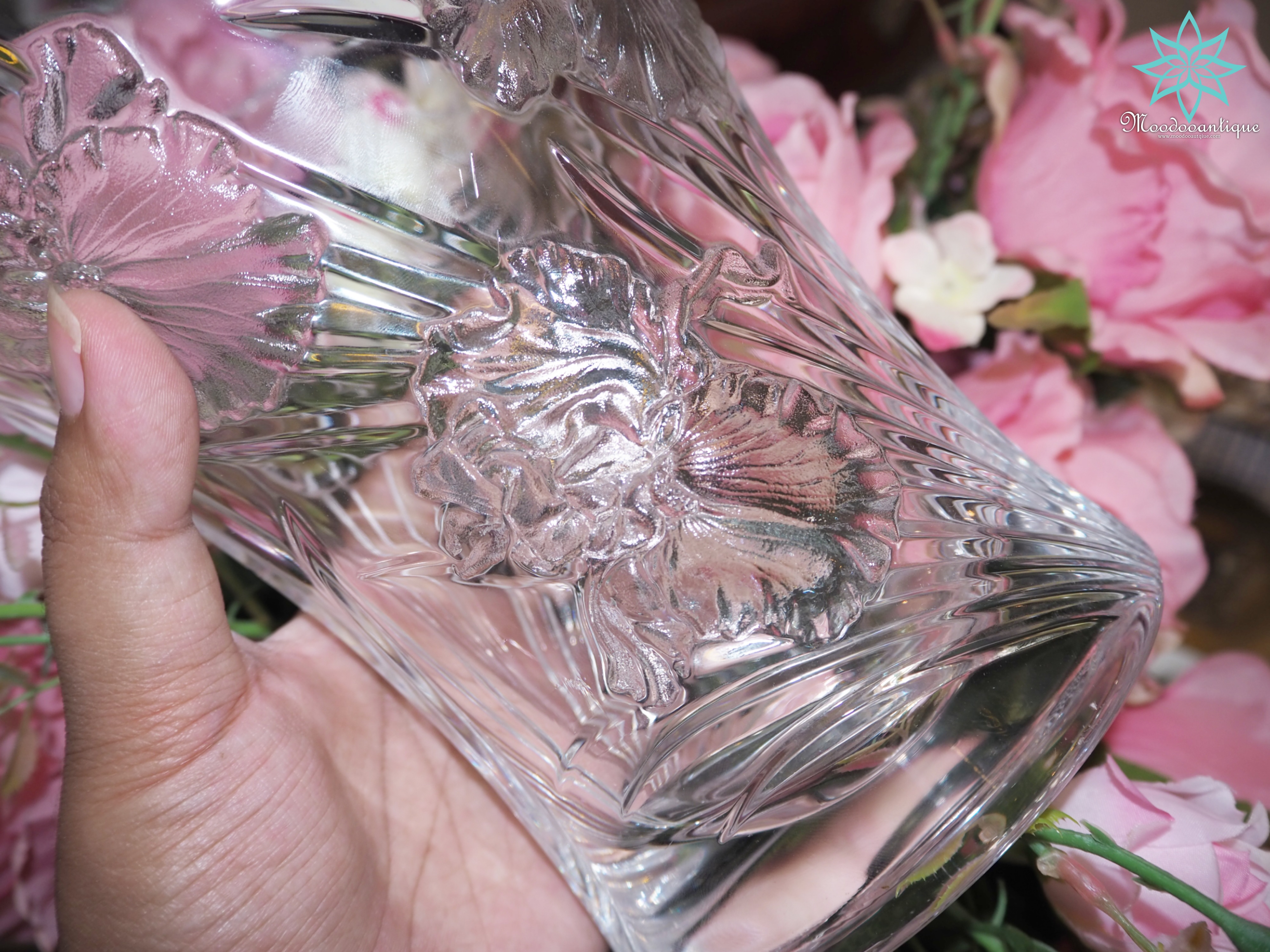 แจกันคริสตัลลายดอกไอริส