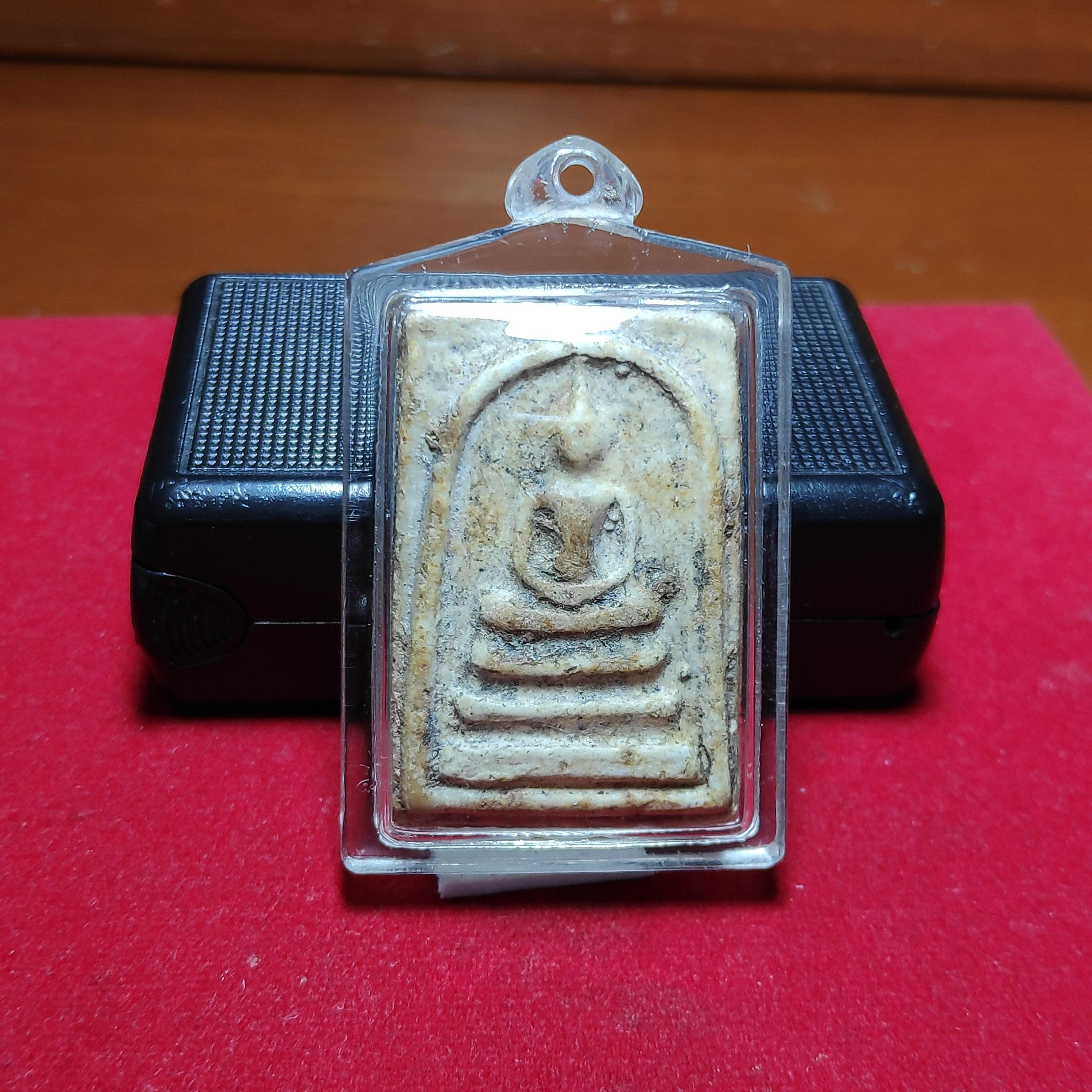 พระสมเด็จบางขุนพรหมหลังเจดีย์