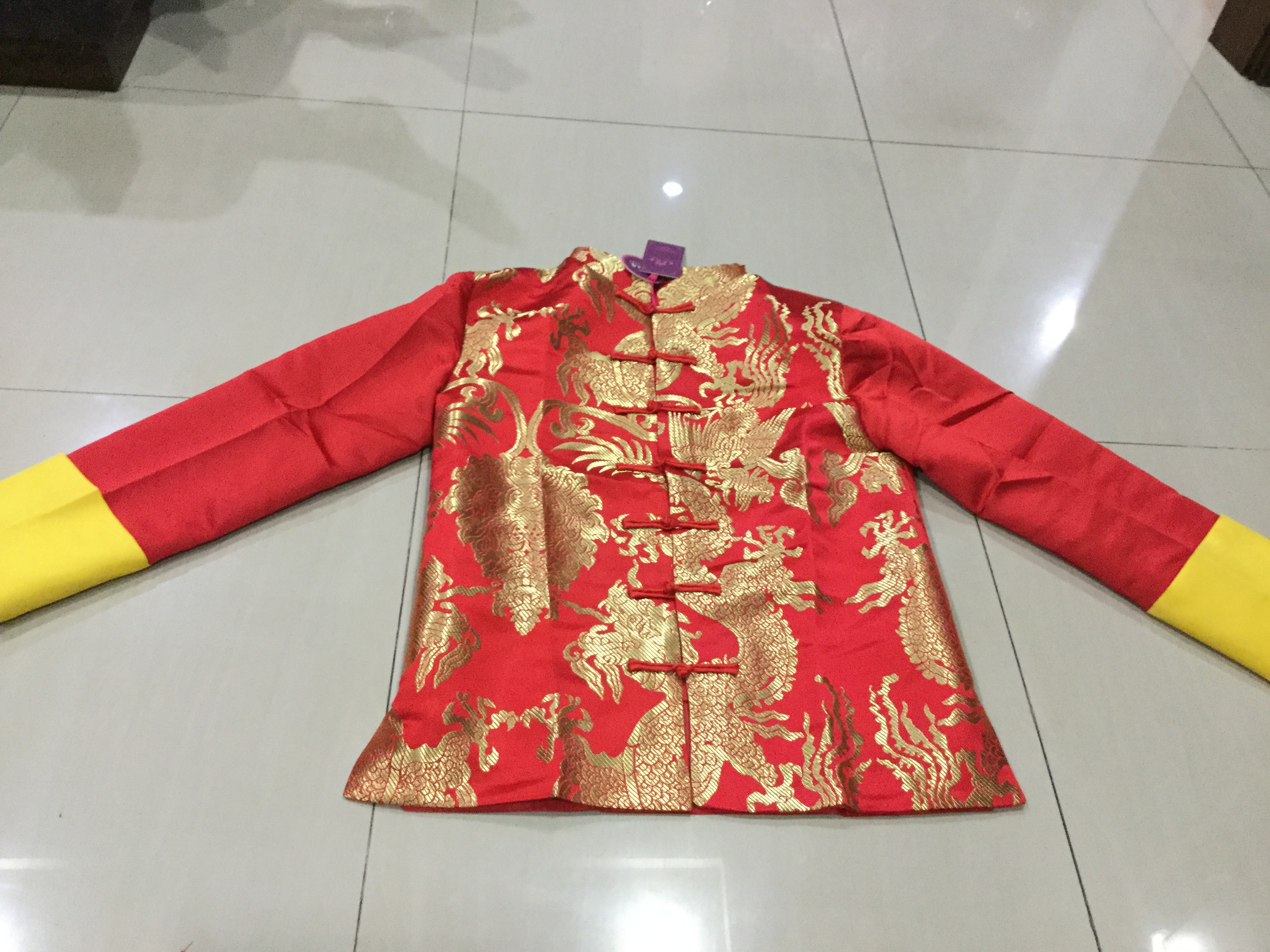 เสื้อจีนผู้ชายสีแดงลายมังกร 2 ด้าน สีทอง ZH135 พร้อมส่ง