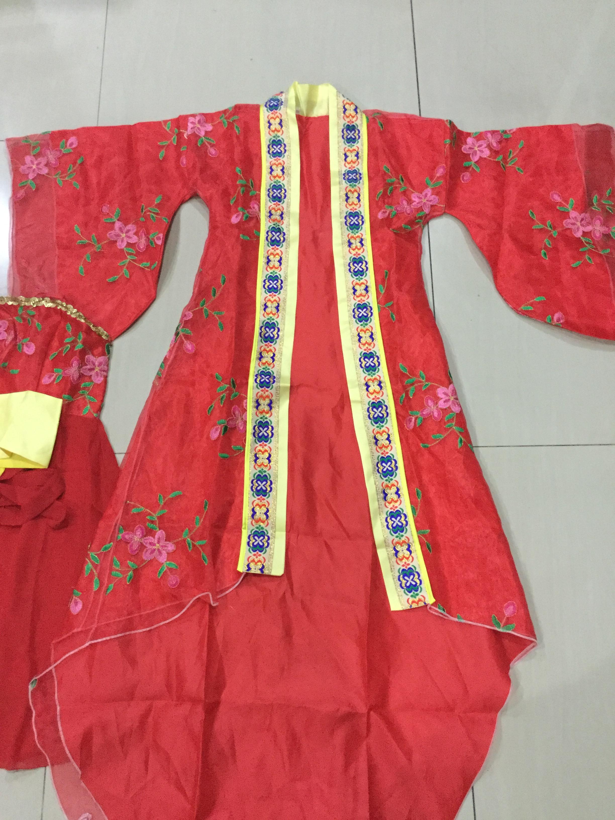 ชุดเจ้าหญิง สีแดง . รหัส PIN 135 สินค้าพร้อมส่ง