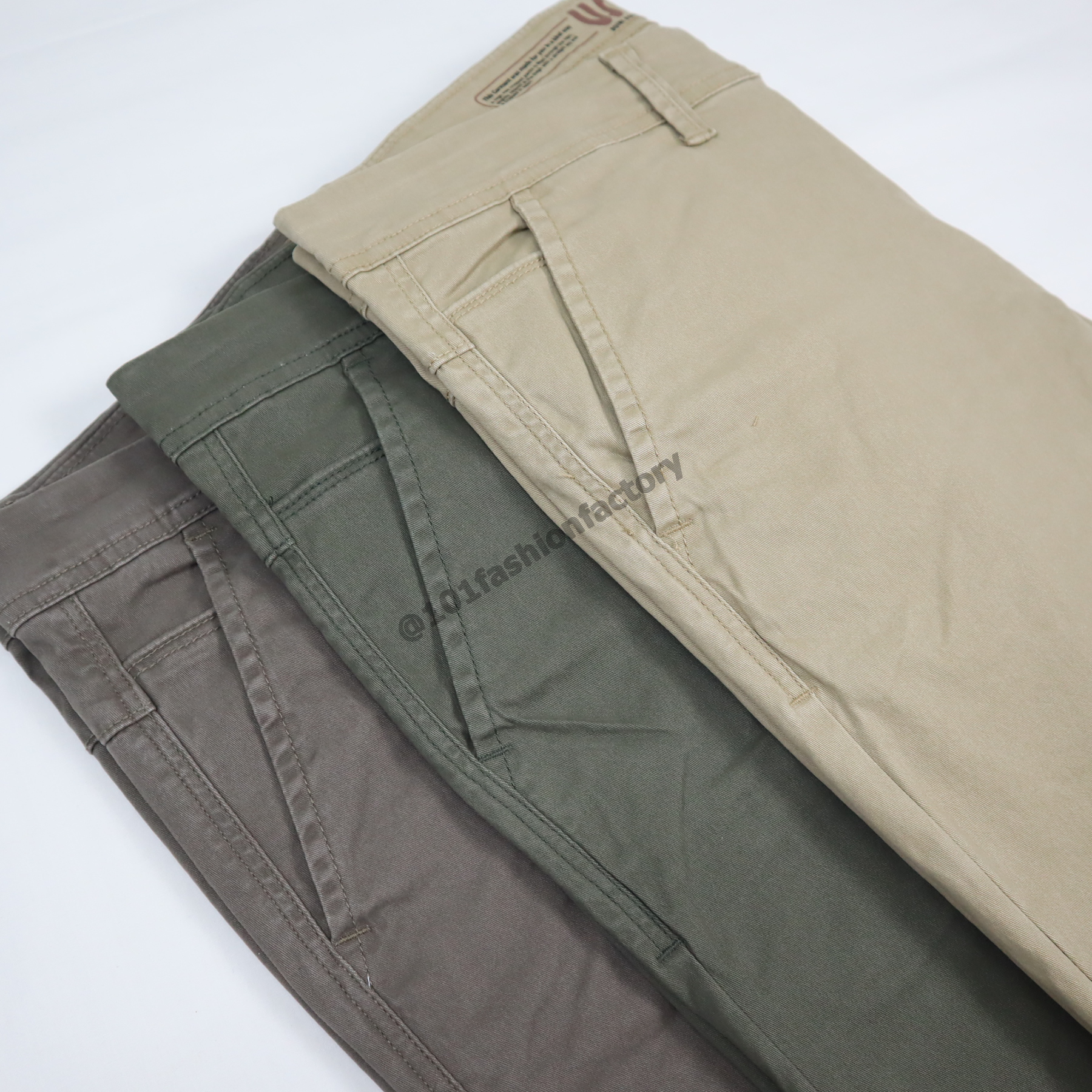 กางเกงขาเต่อ No.694/1 แฟชั่น9ส่วนชิโน่ ผ้าคอตตอนพรีนสกรีนยืด สีดำ | US101