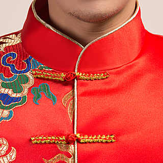 เสื้อจีนผู้ชายสีแดงลายมังกร สีทองน้ำเงิน ZH135
