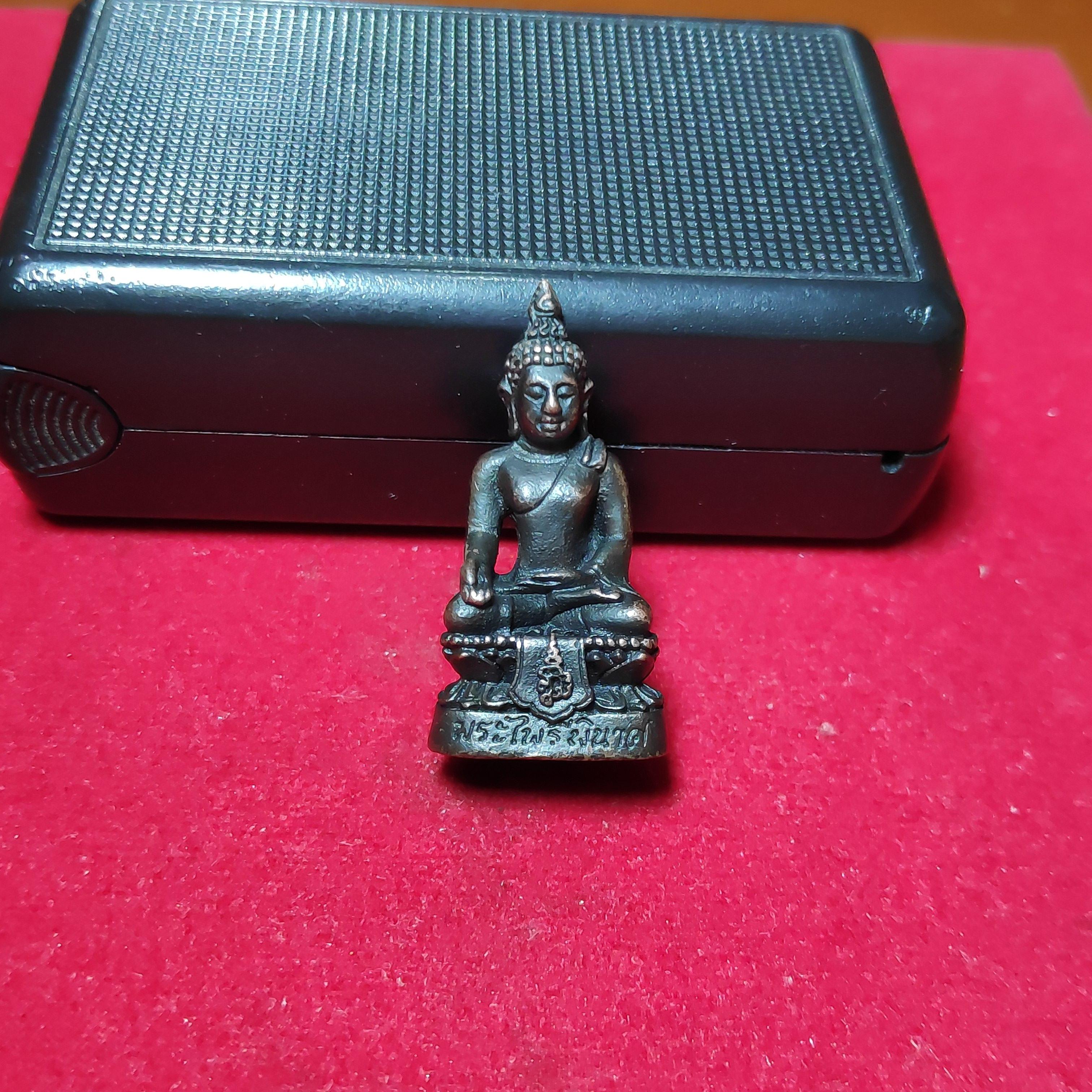 พระกริ่งไพรีพินาศรุ่นครบ12ปีมรกตปี2537