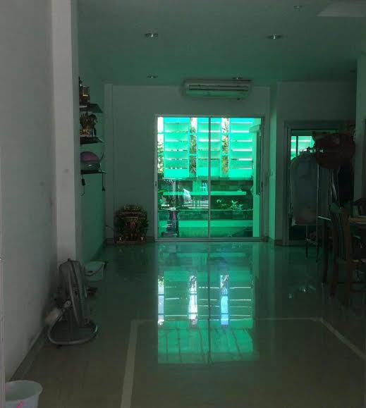 ขายทาวน์โฮม 3 ชั้น ม.กลางเมืองเกษตร-นวมินทร์ หลังมุม