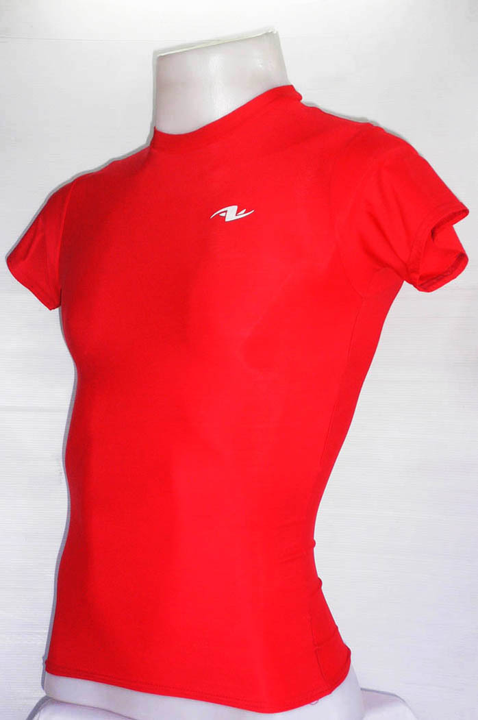 เสื้อรัดกล้ามเนื้อ ATHLETIC WORKS แขนสั้น สีแดง ไซส์ S