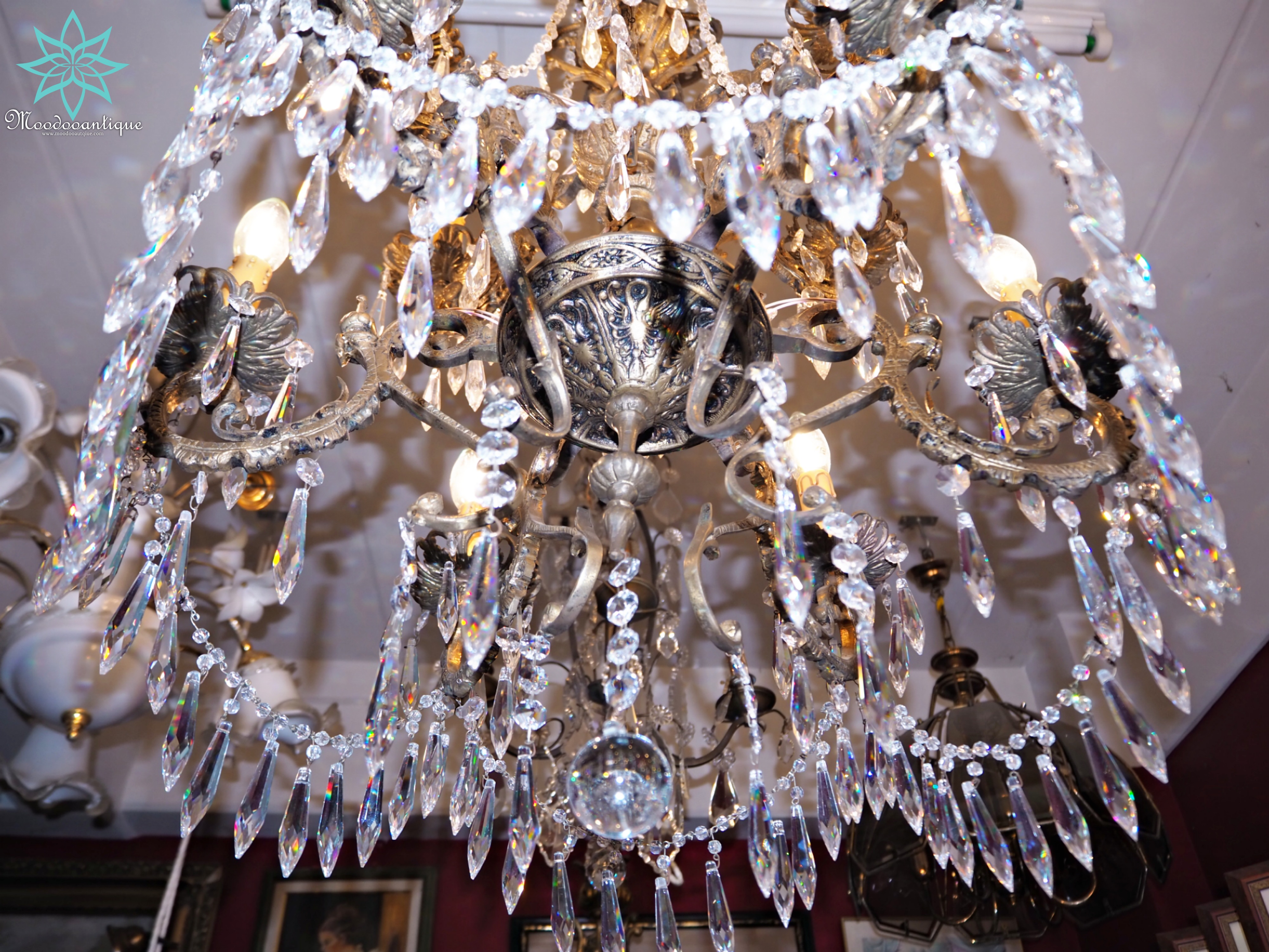Rare Antique Brass and crystal chandelier แอนทีคช่อโคมไฟทองเหลืองงานฝรั่งเศส