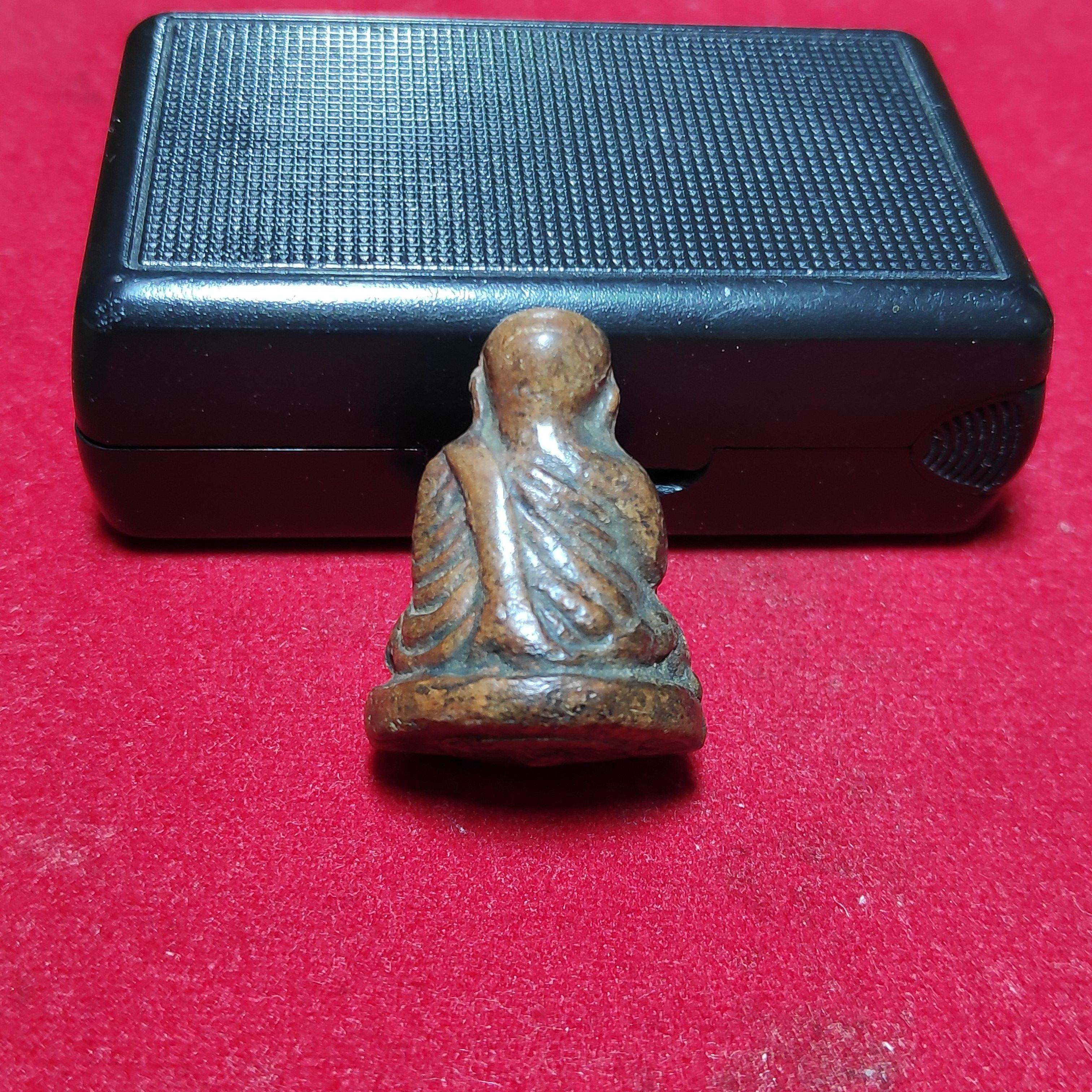 พระหลวงพ่อเงินวัดบางคลานอุดกริ่งกรุวัดเขาพระใต้เนื้อดิน