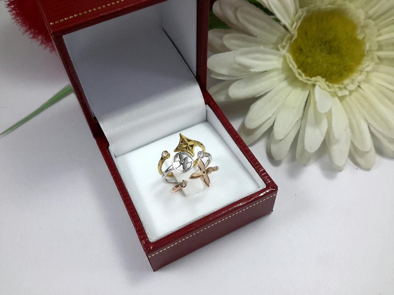 แหวนหลุยส์ทองคำแท้ประด้บเพชรเบลเยี่ยมแท้ รวม 0.09 cts