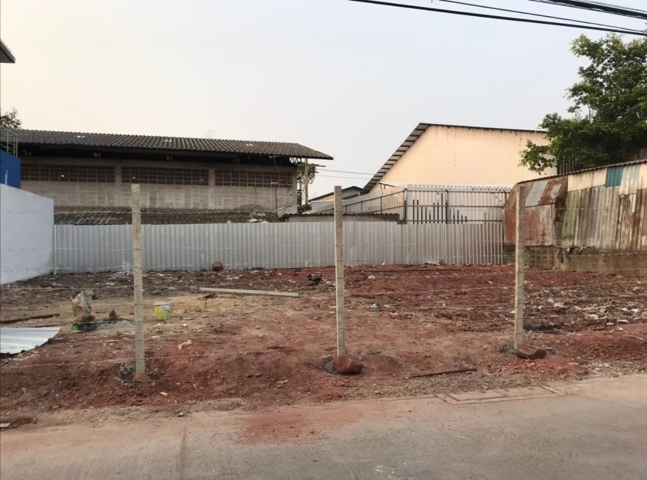 ขายและให้เช่าที่ดินเปล่า ถมเรียบร้อย บนถนนพระราม 2 ซ.ท่าข้าม 16