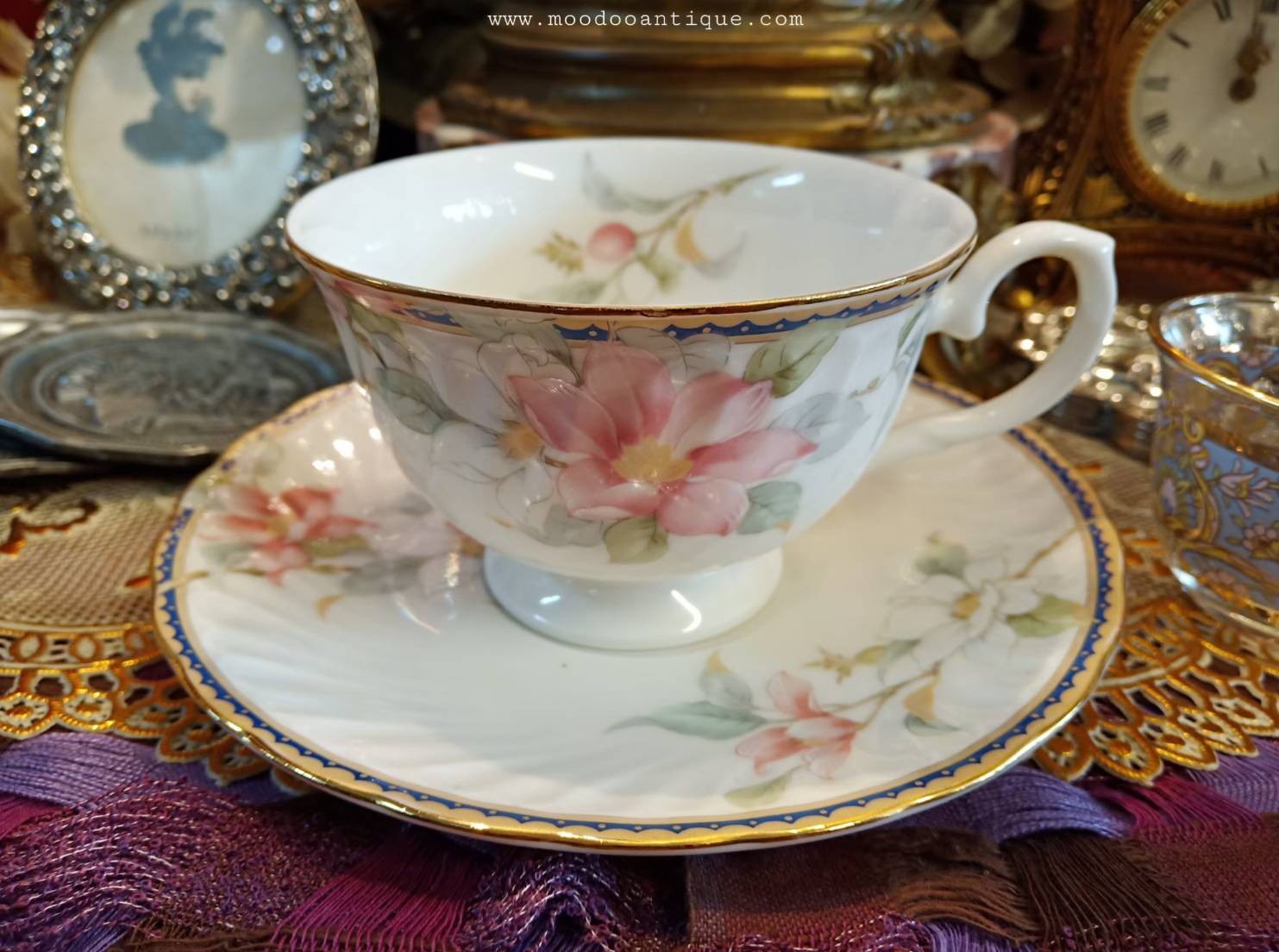 New Ivory Hoya china Japan