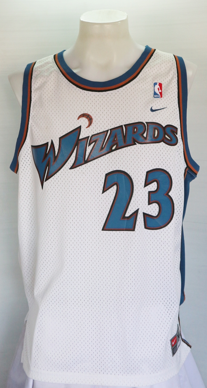 เสื้อบาสเกตบอล NBA Washington Wizards ของ Michael Jordan