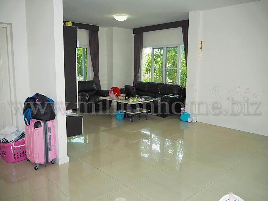 ขายบ้านเดี่ยว ม.สราญสิริ ท่าข้าม-พระราม2 แปลงหัวมุมซอยแรกของโครงการ