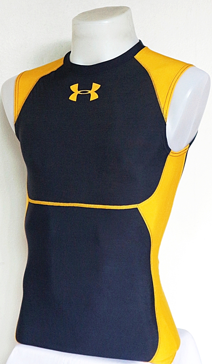 เสื้อรัดกล้ามเนื้อ UNDER ARMOUR แขนกุด สีกรมท่าแถบเหลือง ไซส์ L