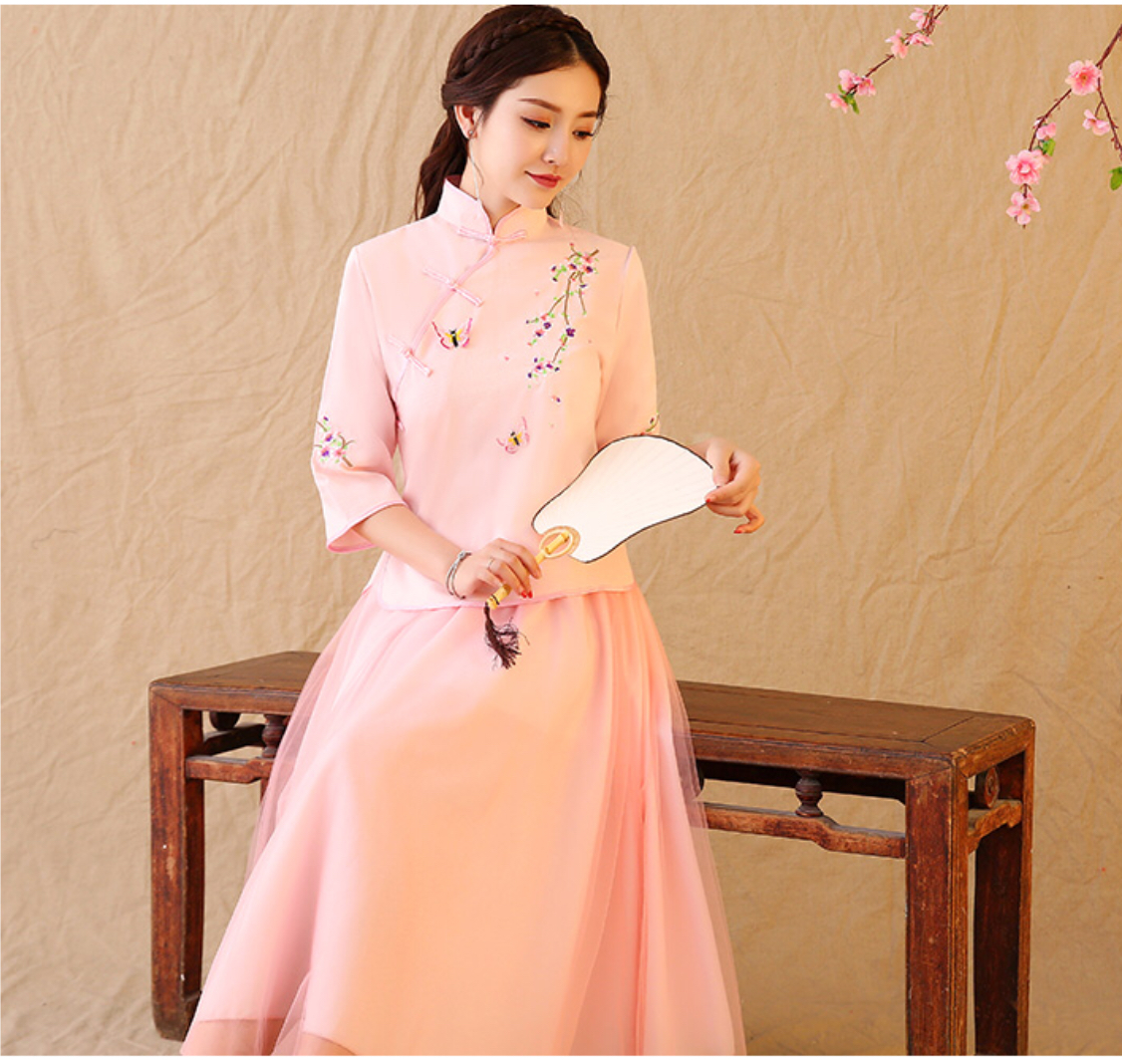 ชุดเสื้อ+กระโปรง สีชมพูอ่อน รหัส GH66 พร้อมส่ง