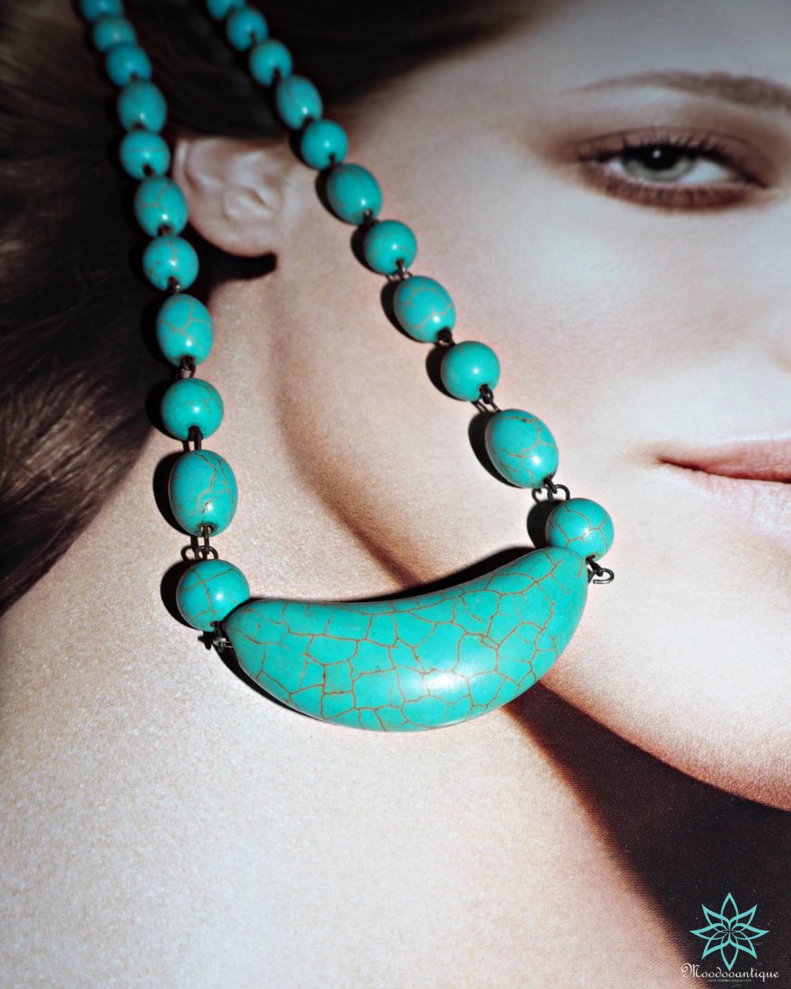 สร้อยคอหินเทอร์ควอยส์