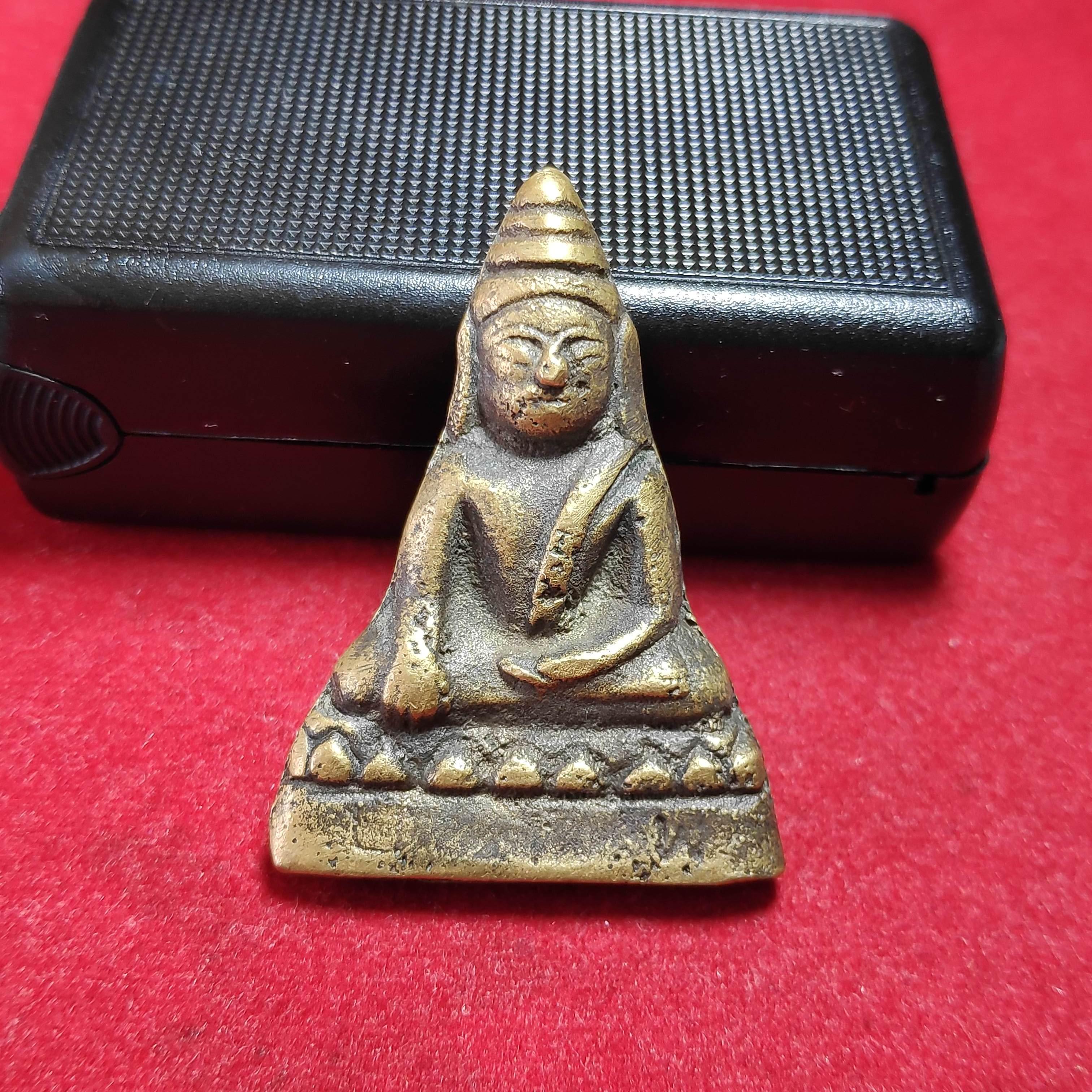 เหรียญหล่อหลวงพ่อโตวัดบางพลีใหญ่พิมพ์หน้าหลวงพ่อโสธร