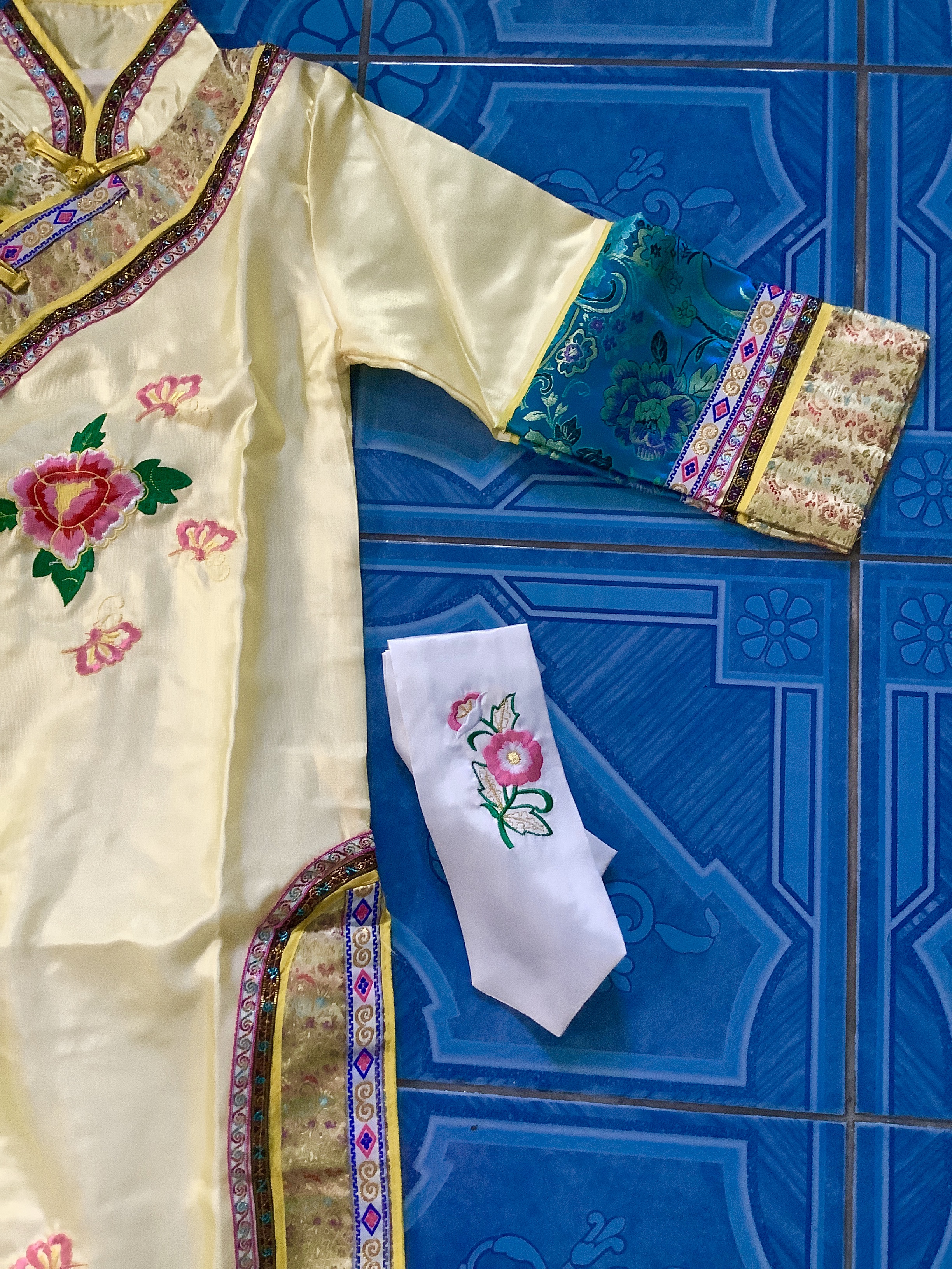 ชุดเจ้าหญิงกำมะลอเด็ก สีเหลือง รหัส CAT 85