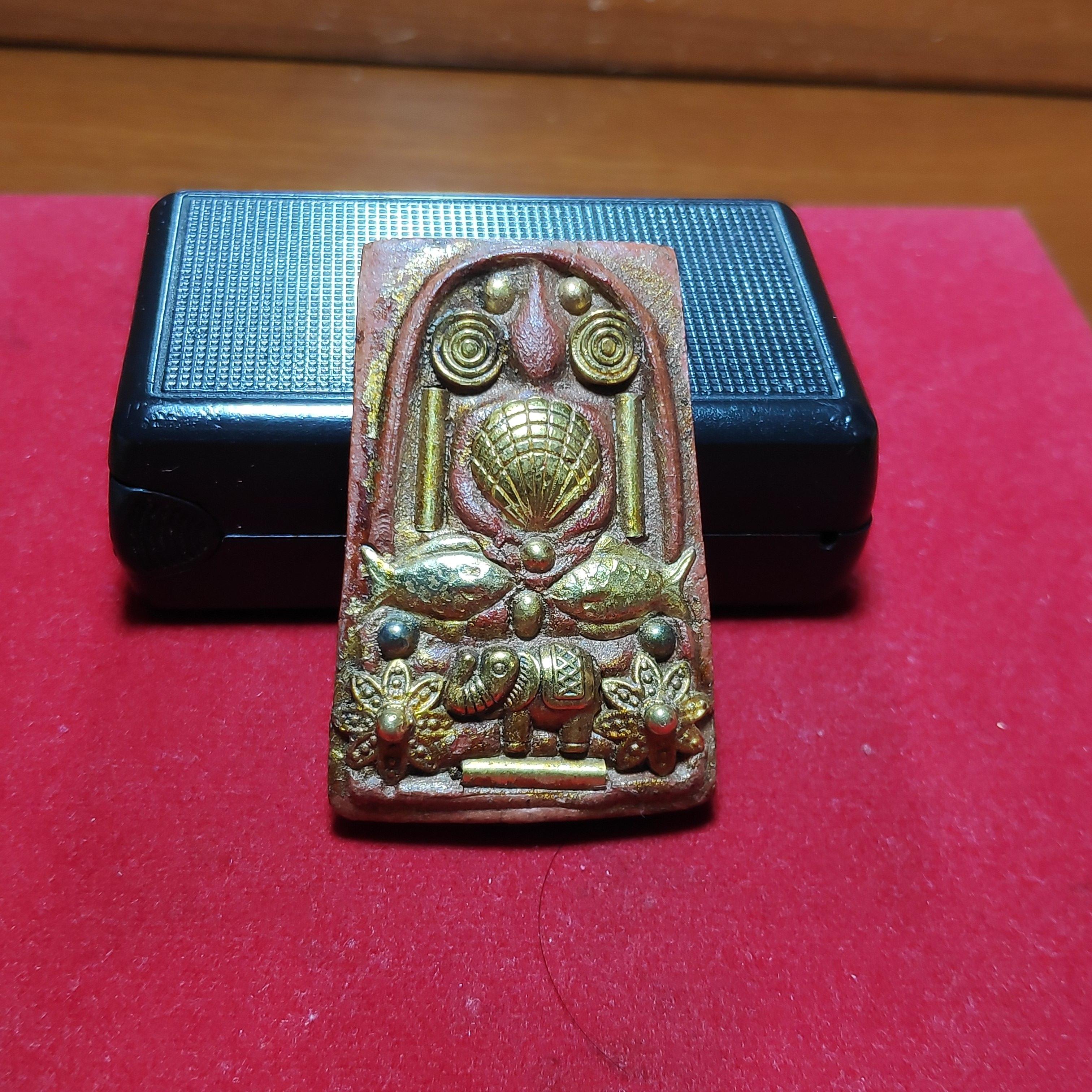 พระสมเด็จหลังท้าวเวสสุวรรณกรุวัดพระเเก้ว