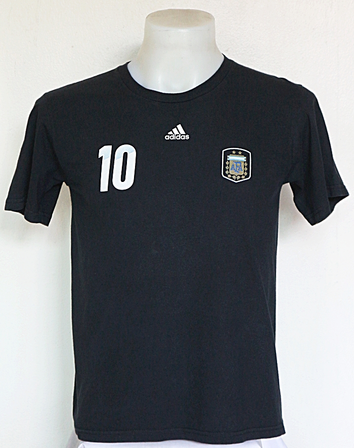 เสื้อยืดฟุตบอล ADIDAS ทีมชาติอาร์เจนตินา MESSI No.10 ไซส์ L รอบอก 36 นิ้ว