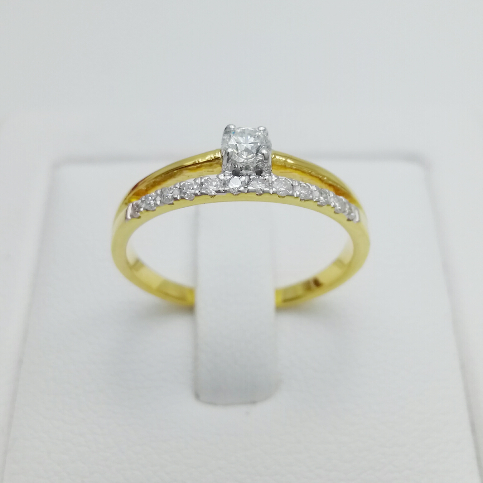 แหวนเพชรเบลเยี่ยมแท้น้ำหนักรวม 0.28 cts