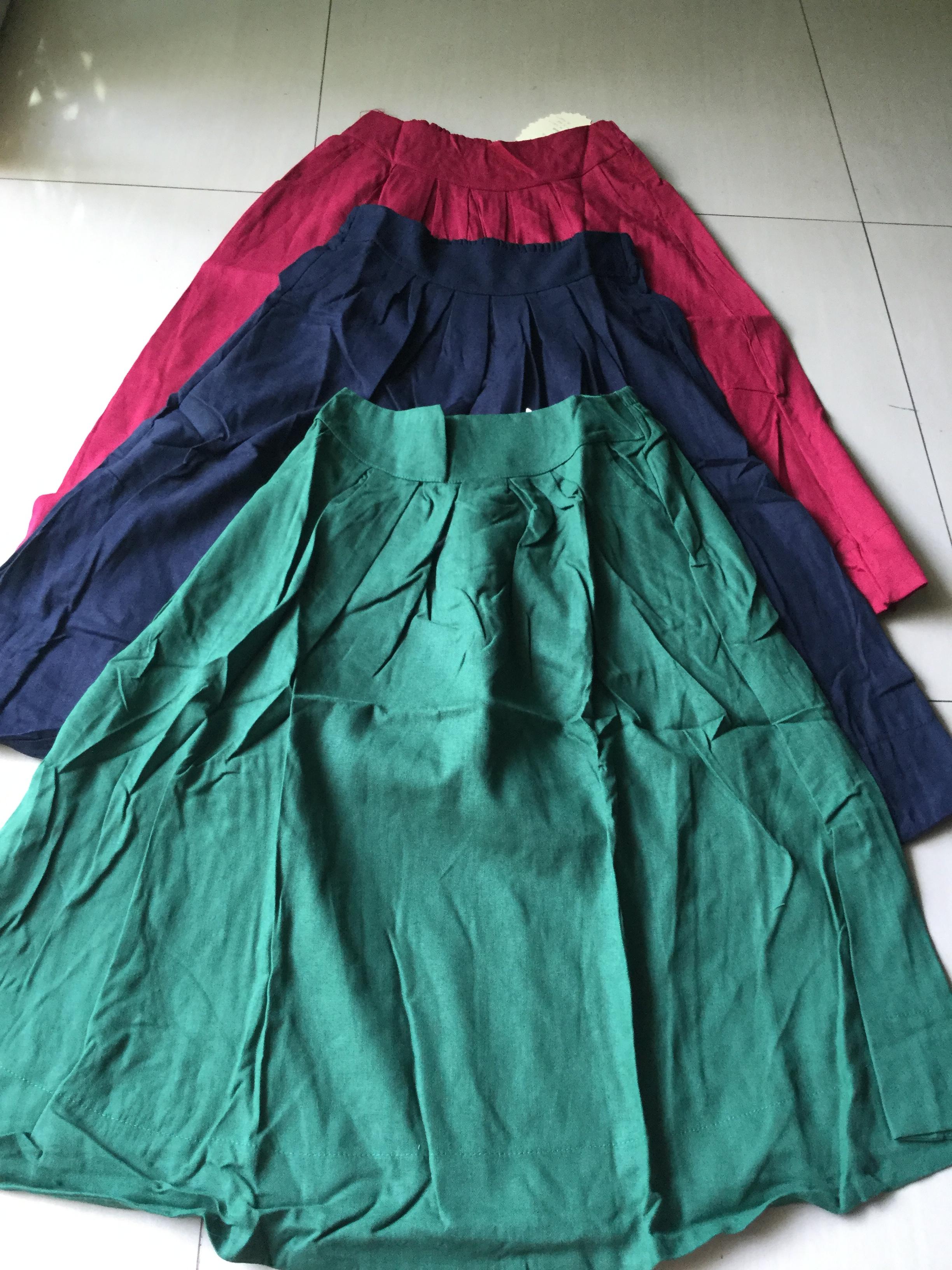 กระโปรงผ้าฝ้าย สีแดง / สีน้ำเงิน / สีเขียว รหัส H 38 สินค้าพร้อมส่ง