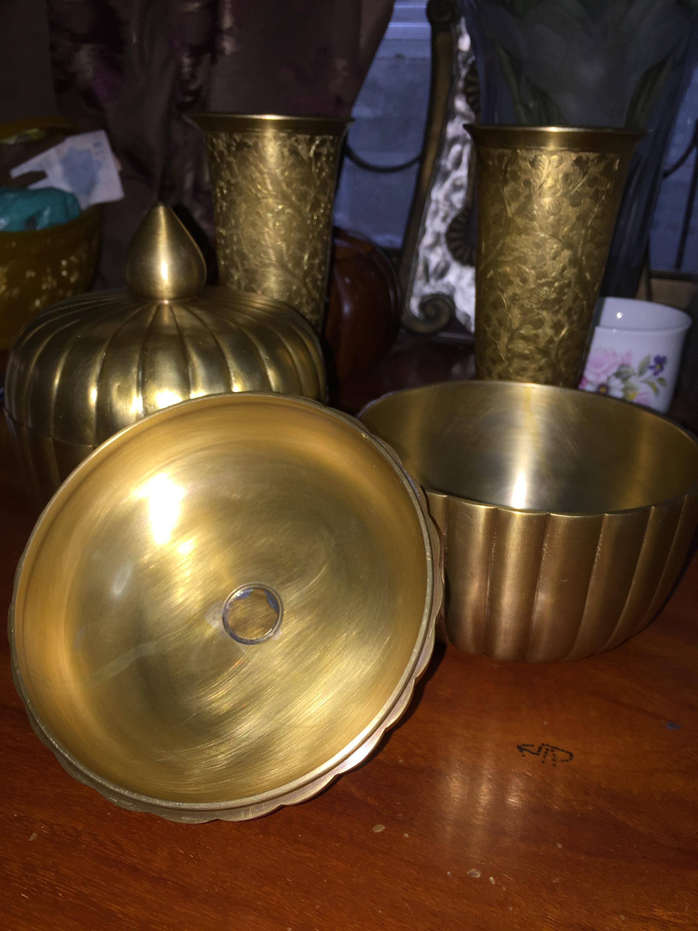 ผะอบทองเหลืองแกะลายฟักทอง