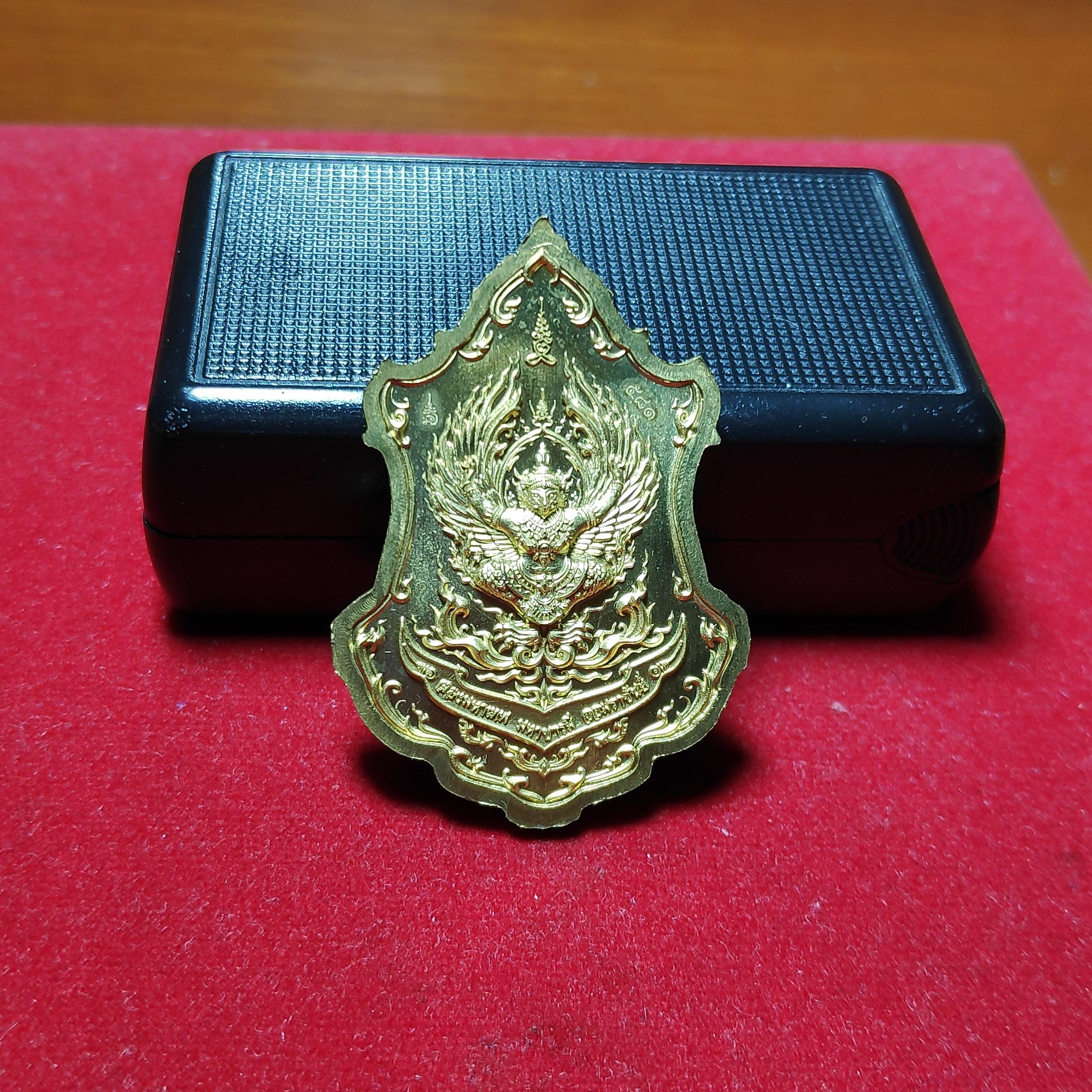 เหรียญลงยาท้าวเวสสุวรรณรุ่นสองมหาเทพมหาบารมีจอมราชันย์หลวงปู่ชัชวัดบ้านปูนปี2564