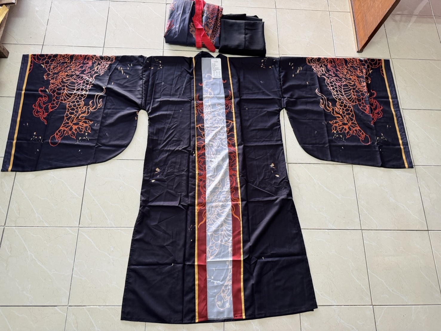 ชุดองค์ชายฮั่น สีดำ พร้อมส่ง รหัส 874 เสื้อดำ+ กระโปรง + เสื้อคลุม