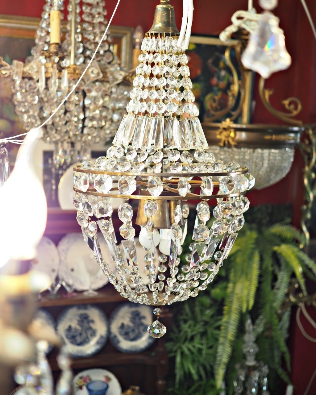 French brass crystals chandelier in ballon shape