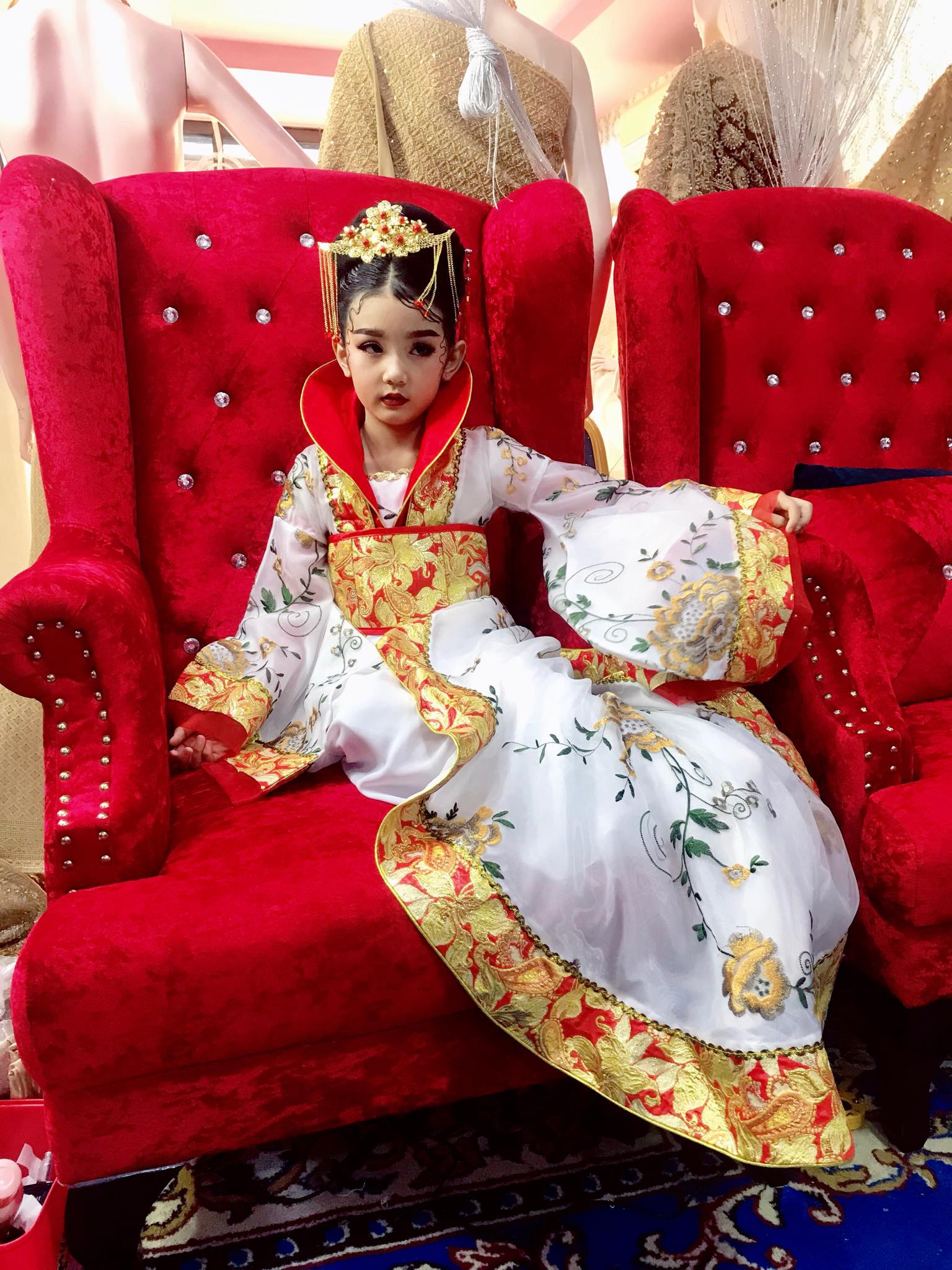 ชุดองค์หญิงราชวงศ์ถัง สีขาว. รหัสFIN 158 สินค้าพร้อมส่ง