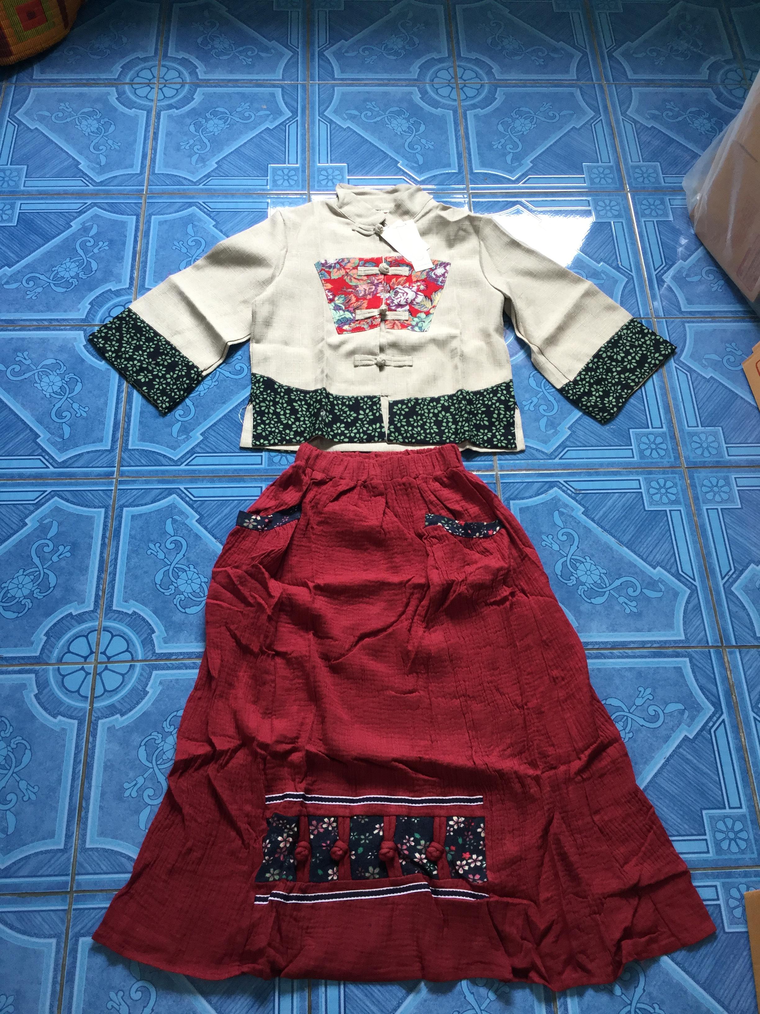 กระโปรงสีแดง / สีน้ำเงิน. รหัส DD50 สินค้าพร้อมส่ง