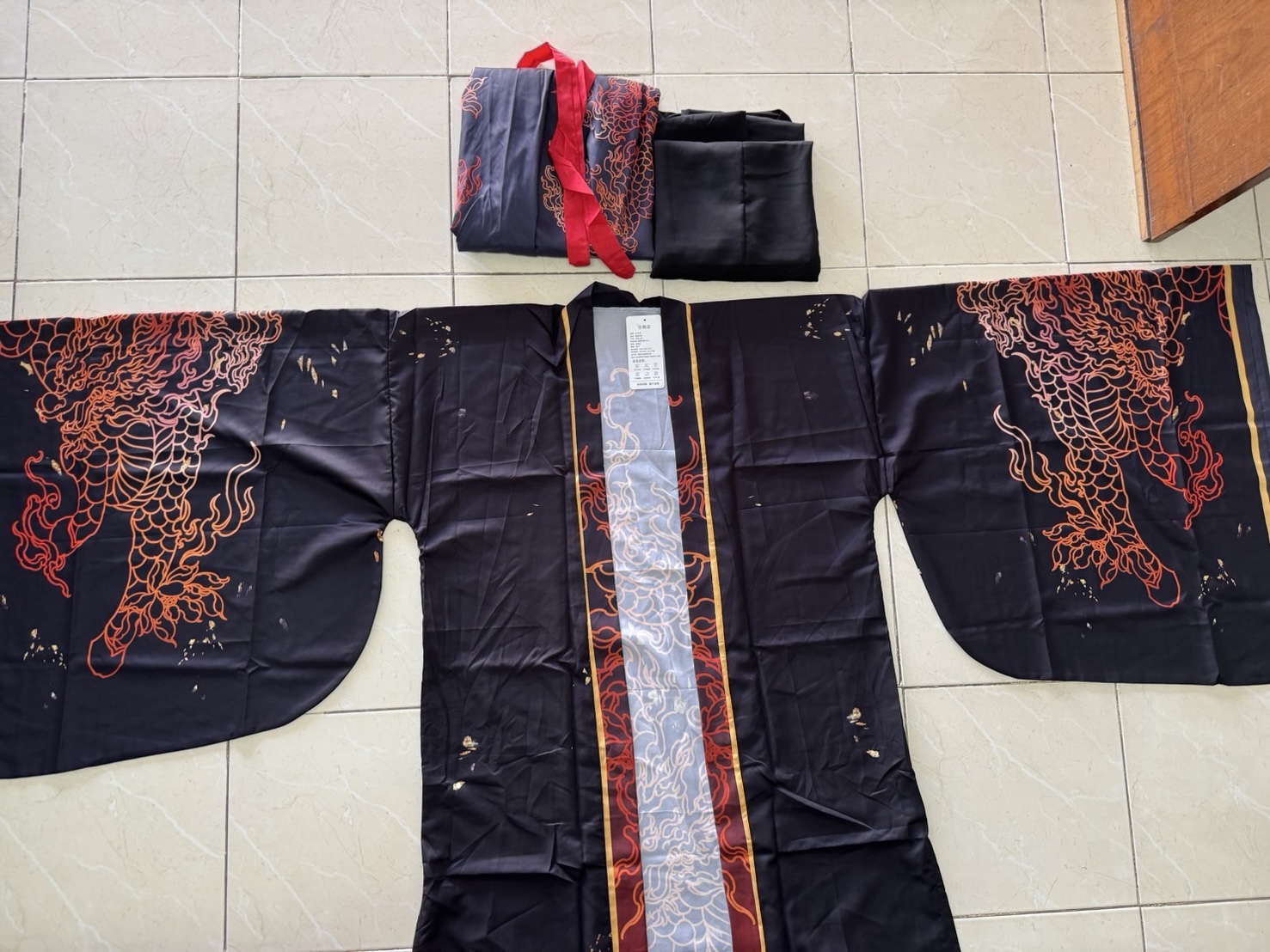 ชุดองค์ชายฮั่น สีดำ พร้อมส่ง รหัส 874 เสื้อดำ+ กระโปรง + เสื้อคลุม