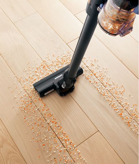 เครื่องดูดฝุ่น ชนิดไร้สาย ฮิตาชิ 18 โวลต์ 0.15 ลิตร รุ่น PV-XFL300 Made in Japan