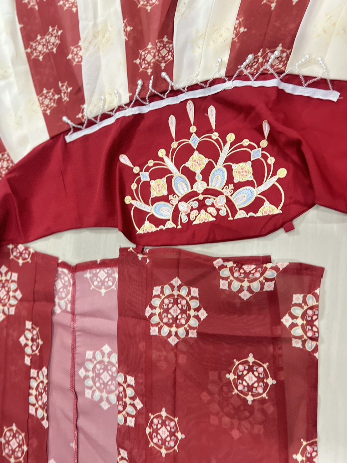 ชุดจีนหญิงฮั่น สีแดง รหัส EL 60 สินค้าพร้อมส่ง