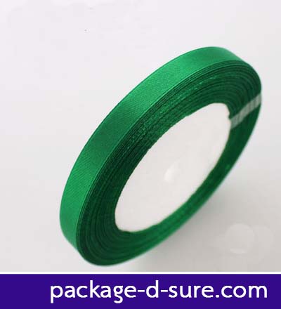 ริบบิ้นผ้า หน้ากว้าง 1 cm ยาว 22 m สีเขียว