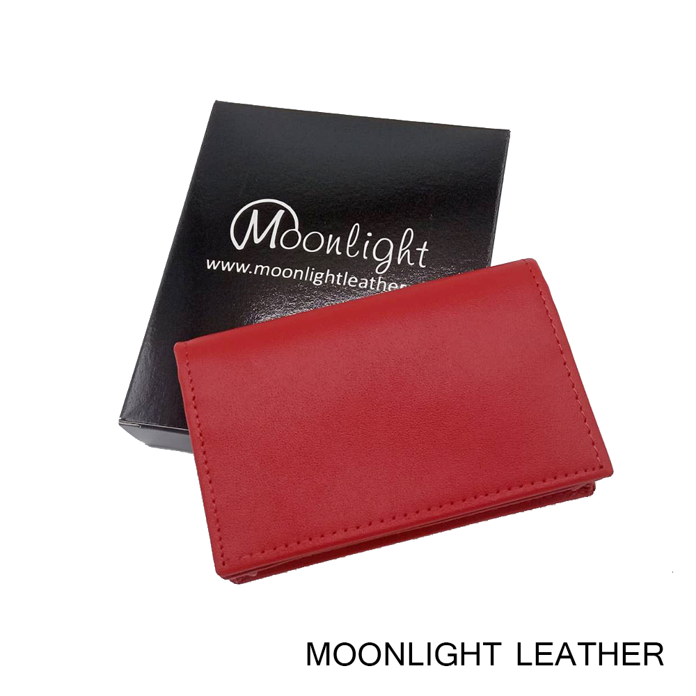 กระเป๋าใส่บัตร นามบัตร หนังวัวแท้ รุ่น Biz สีแดง สวยงาม ไม่ลอกร่อน ไม่แตก ยิ่งใช้ยิ่งนิ่มยิ่งสวย พกพาง่าย มีกล่องพร้อมเป็นของขวัญ