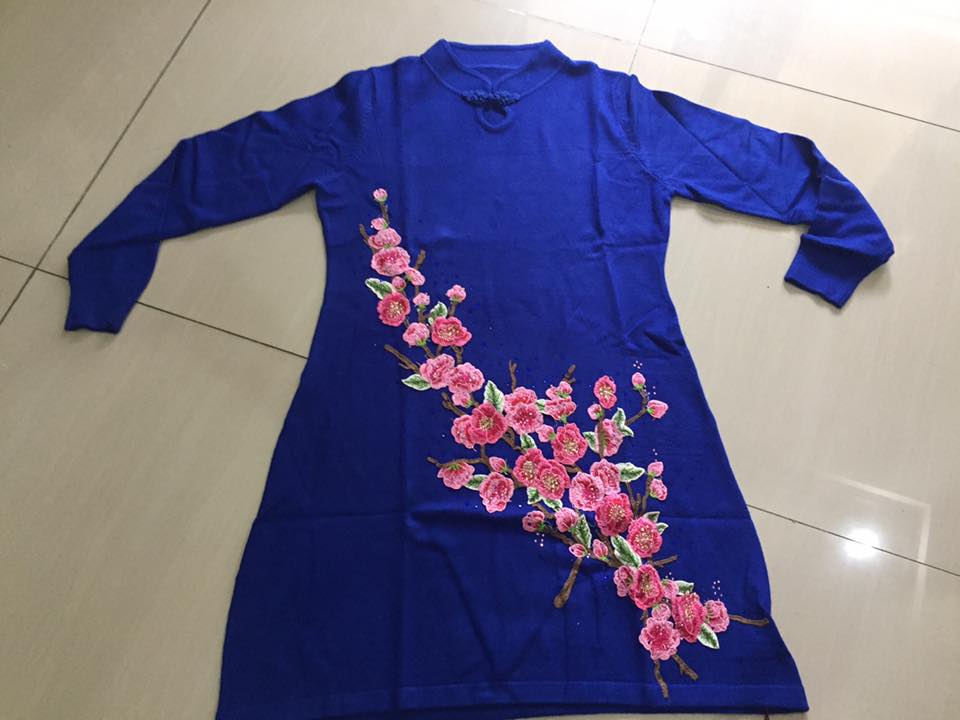 ชุดจีนไหมพรม สั้นสีน้ำเงิน. รหัส FO168