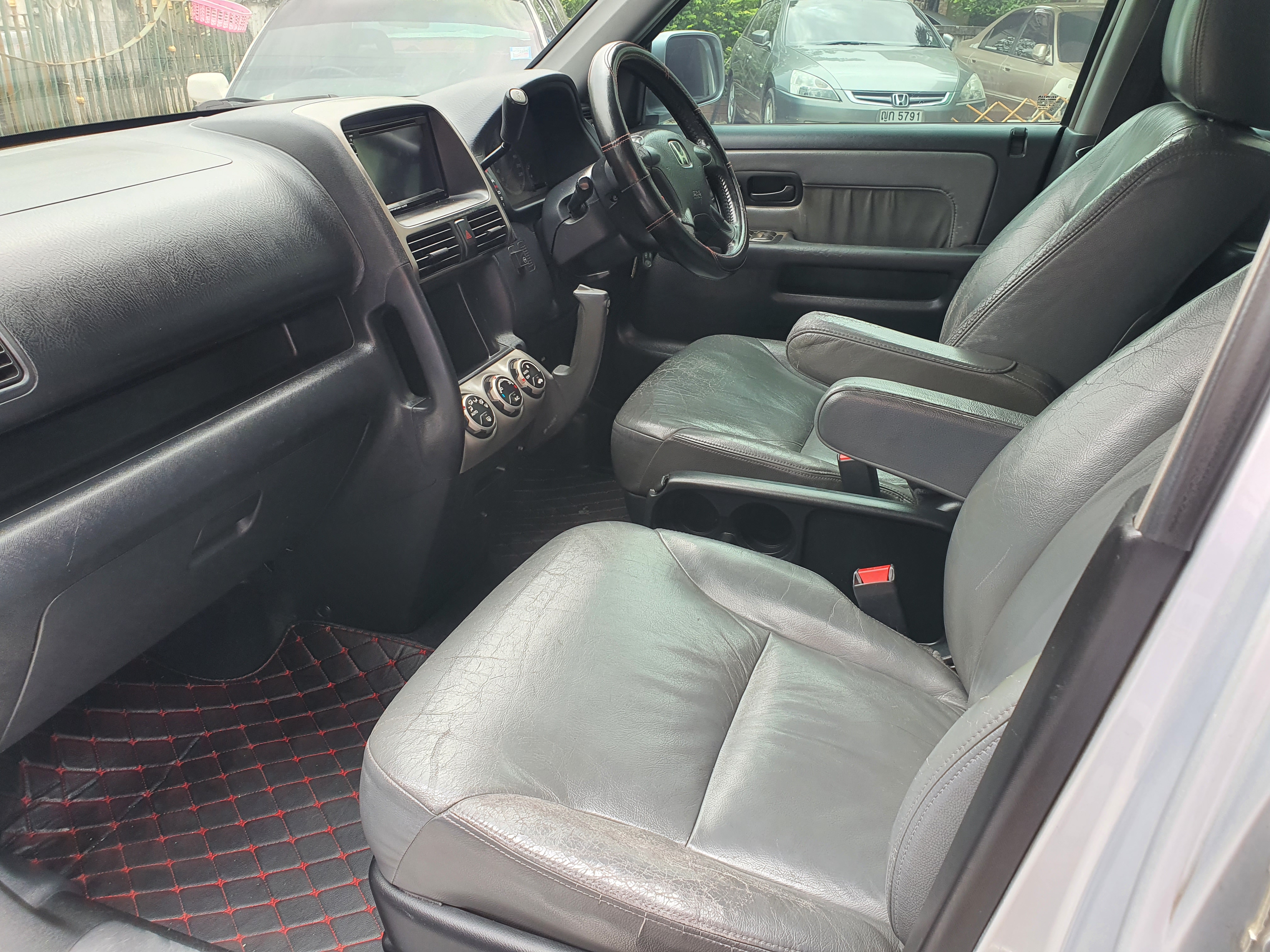 Honda CR-V Gen2 ปี 2003 2.0 ลิตร ตัวท็อป588 ออโต้ เครื่อง K20 เกียร์ Auto 4WD