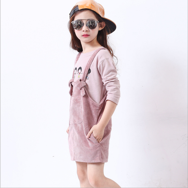 เอี๊ยมกระโปรงเด็ก (รวมเสื้อตัวใน) Size 120