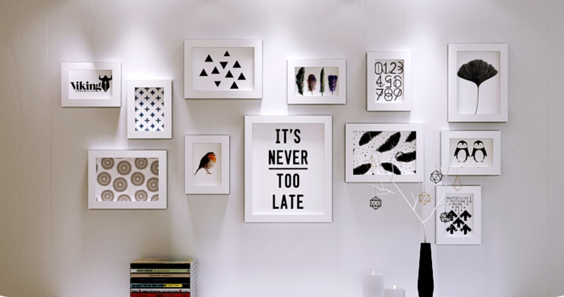 ชุดกรอบรูปติดผนัง White 12 กรอบรูปไม้สีขาว 12 ชิ้น พร้อมรูปภาพตามแบบและวัสดุติดตั้ง