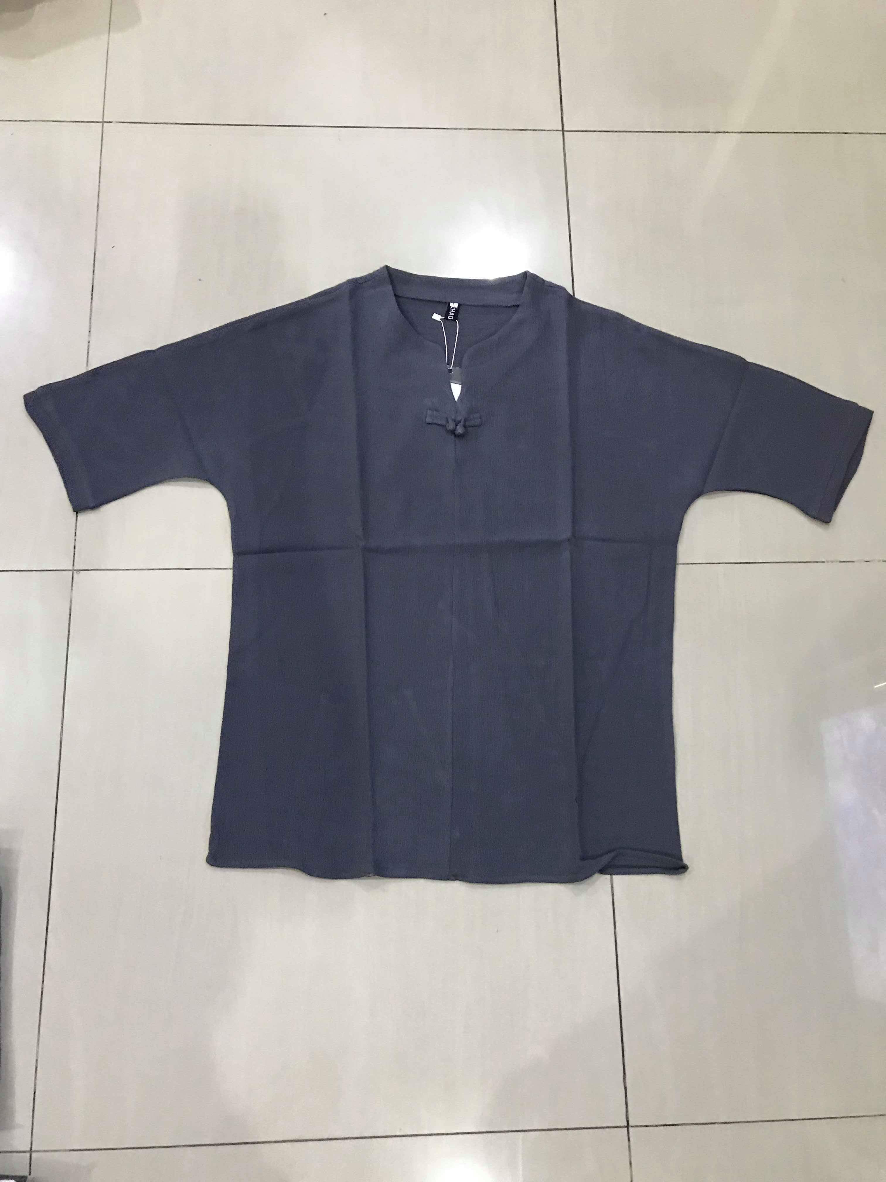 เสื้อจีนชาย ผ้าฝ้าย แขนสั้น สีเทา รหัส AT 60 สินค้าพร้อมส่ง