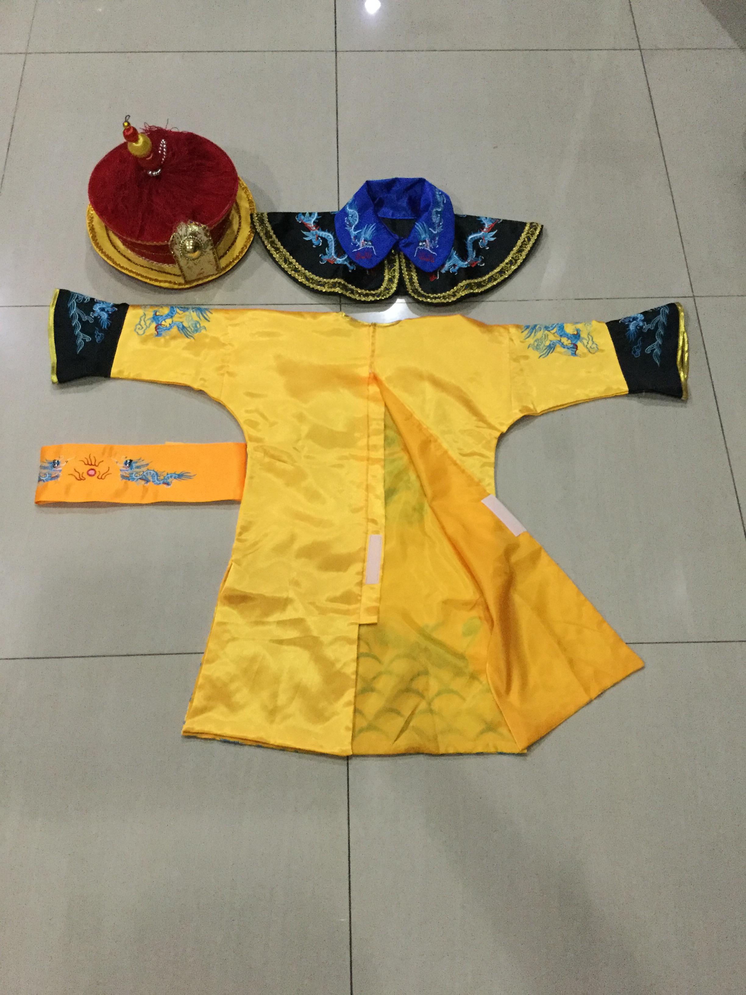 ชุดฮ่องเต้น้อย สีเหลืองลายปัก รหัสX135 สินค้าพร้อมส่ง