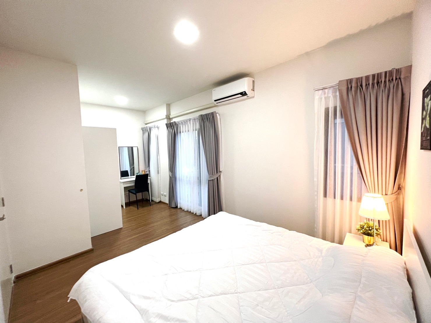 (เช่าแล้ว มี.ค.66) ให้เช่าทาวน์โฮม 2 ชั้น ม.พลีโน่ ราชพฤกษ์-สาทร ตกแต่งพร้อมเฟอร์นิเจอร์